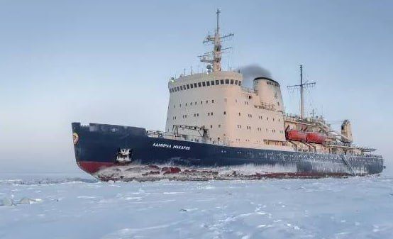 Ледокол «Адмирал Макаров» загорелся на Кронштадтском морском заводе, — "112"