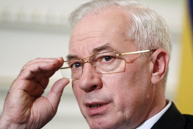 Азаров: Украина вымирает из-за низкого уровня рождаемости