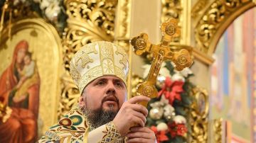 Спонсоры разбежались, храмы пустуют: Киев решил содержать ПЦУ за счет всех украинцев