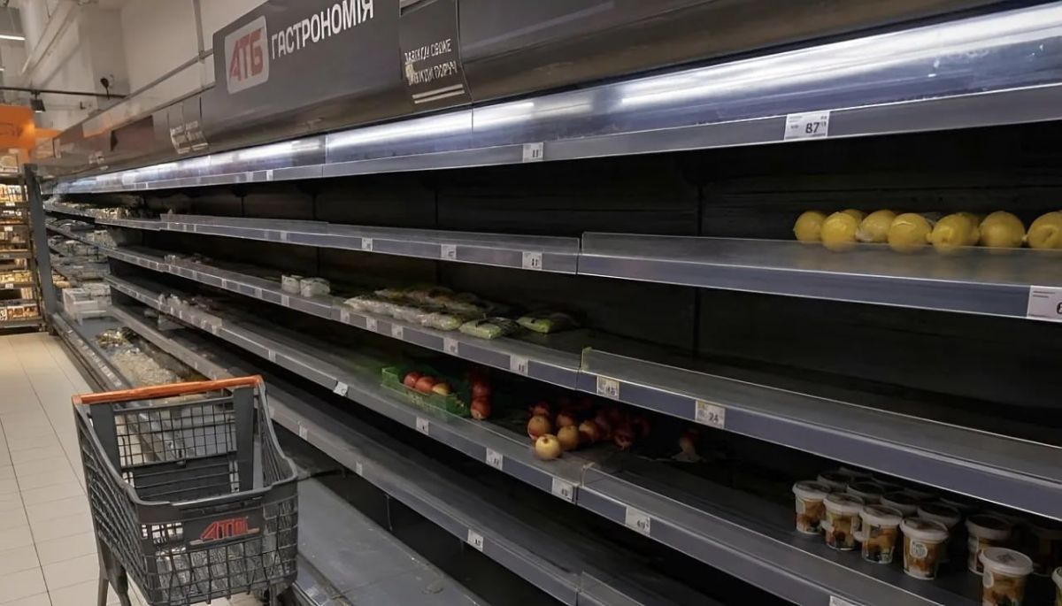 Times of Ukraine пишет, что на Украине "Ашан" начал вводить лимиты на продажу некоторых продуктовых товаров