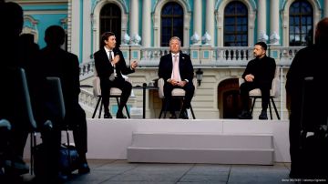 "Стыдно за Украину": "Модная полиция" соцсетей пришла за украинской делегацией — на встрече с американскими гостями представители Киева были одеты, мягко говоря, неподобающе