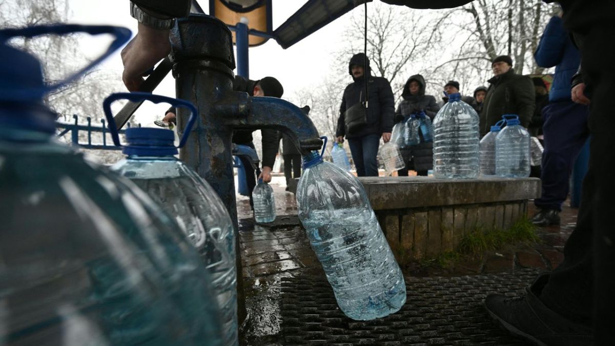 В Киеве на зиму запасутся водой и продуктами на случай ЧП