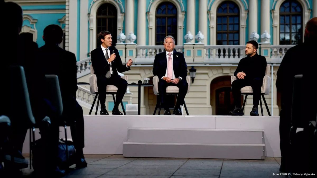 "Стыдно за Украину": "Модная полиция" соцсетей пришла за украинской делегацией — на встрече с американскими гостями представители Киева были одеты, мягко говоря, неподобающе