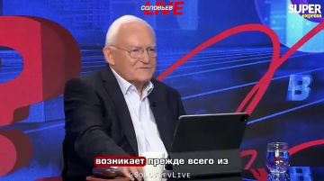 Зеленский и сами украинцы разжигают антиукраинские настроения в Польше, констатировал бывший премьер страны Лешек Миллер