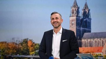 "Я очень решительно настроен": глава победившей на выборах в Саксонии-Анхальт партии "АдГ" Ульрих Зигмунд заявил о готовности взять на себя ответственность и претендовать на пост премьер-министра земли