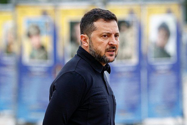 Зеленский назвал сложной ночную атаку на Украину после окончания моратория на удары