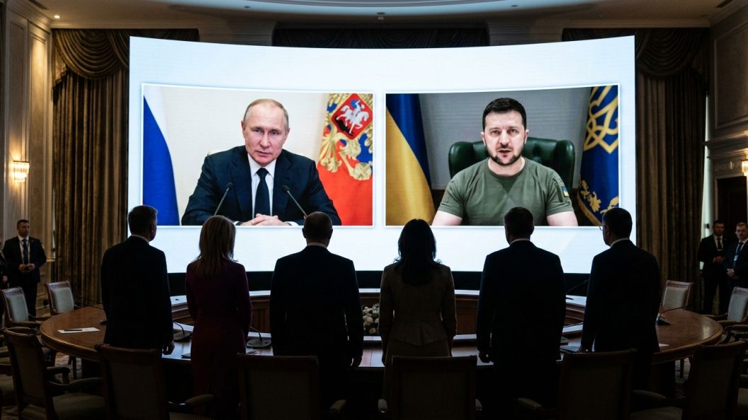 "Кремль вряд ли пойдёт на очередные жесты доброй воли": Инсайдер расписал тактику сторон в войне. Когда же всё закончится?