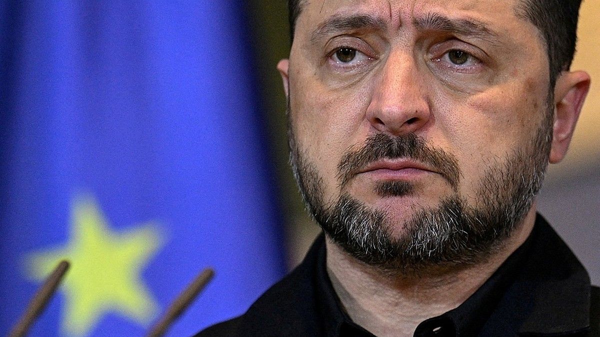 США спрячут Зеленского в глухой деревушке в Айове: украинский лидер готовится бежать из страны осенью