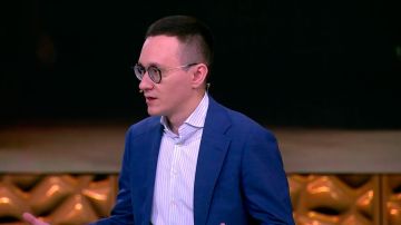 Американист Дудаков: Зеленский может использовать вопрос Patriot для торга с США
