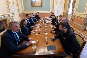Уиткофф: Представители Британии, Германии и Франции присоединились к переговорам в Киеве