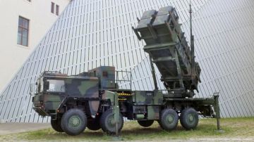 ЕК одобрила заявку на кредит Киеву на покупку Patriot, сообщает украинское СМИ со ссылкой на неизвестного европейского чиновника