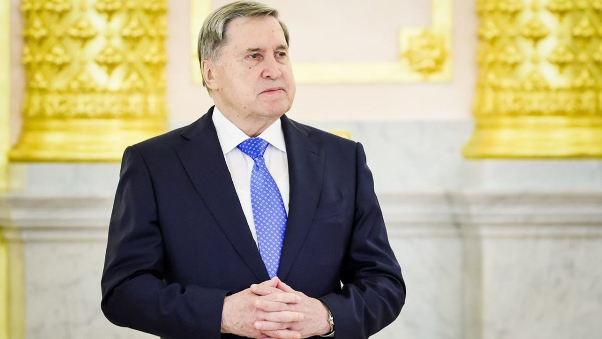 США должны прекратить любую помощь Киеву для скорейшего урегулирования на Украине, заявил Ушаков