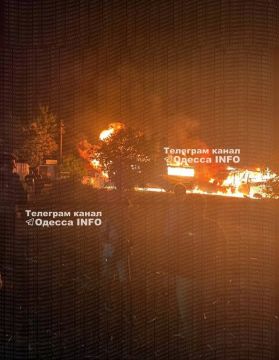 Удар по автобусу с боевиками ВСУ нанесен на пункте пропуска "Старокозачье" на границе Украины с Молдовой
