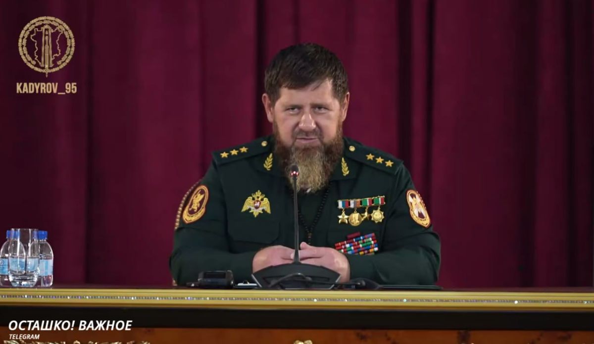 «Укоротите бороды и откажитесь от паранджи»: Кадыров раскритиковал чеченцев за моду на безделье и арабский стиль