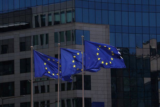 NYT: Украина запросила у Европы еще 27 миллиардов долларов