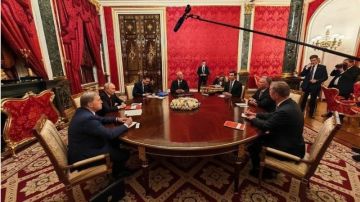 Дипломатия за закрытыми дверями: что привезли в Москву Уиткофф и Кушнер?