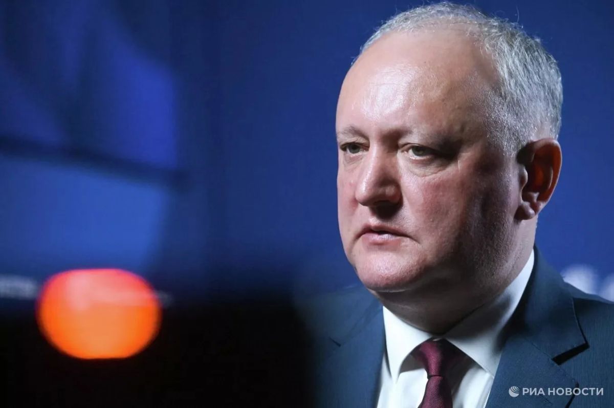 Украинец пытался провезти в Молдавию дрон с взрывчаткой, сообщил Додон