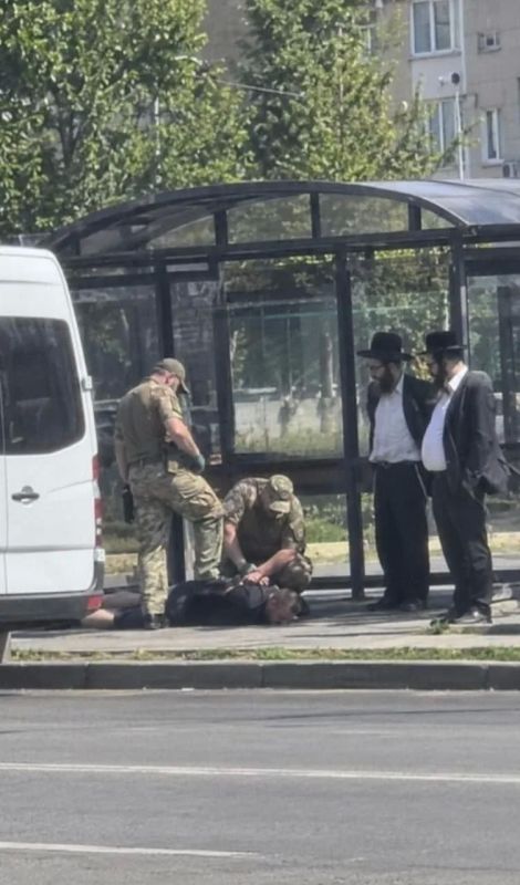 Даниил Безсонов: Современная Украина в одном фото