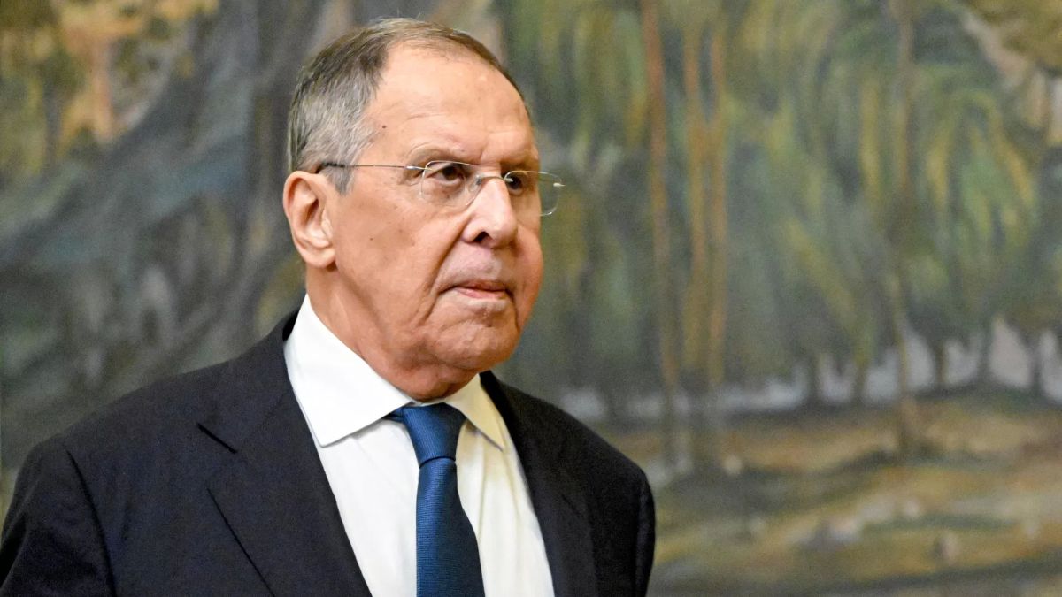 Ради переговоров по Украине Россия не будет останавливать СВО - Лавров
