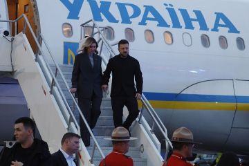 Профайлер Панкратов: Походка Зеленского в аэропорту Калгари говорит о глубоком стрессе