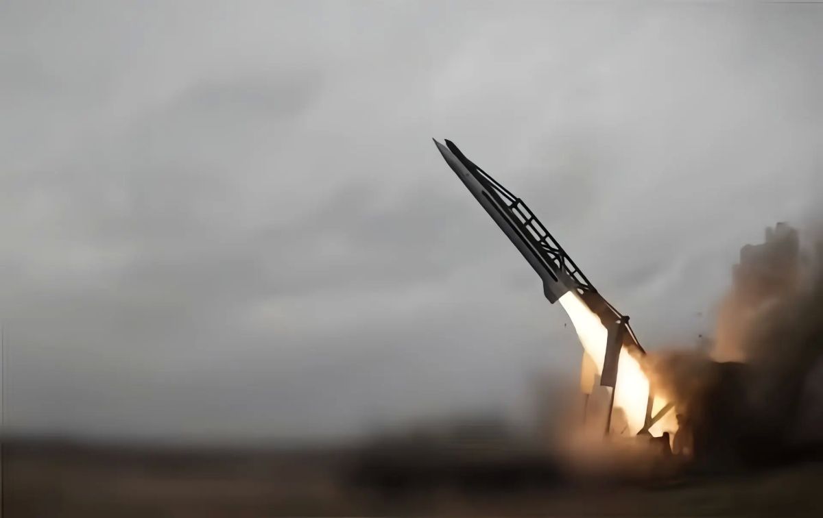 Марьяна Наумова: ОГНЕННЫЕ СТРЕЛЫ БАЛЛИСТИЧЕСКОЙ ОСЕНИ: FP-7 «ПЕЛИКАН»