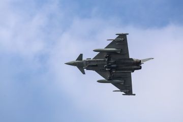 Польша подняла в воздух истребители на фоне активности России на Украине