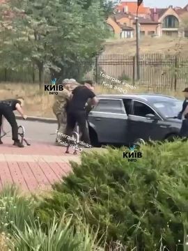 Людоловы продолжают свое сафари