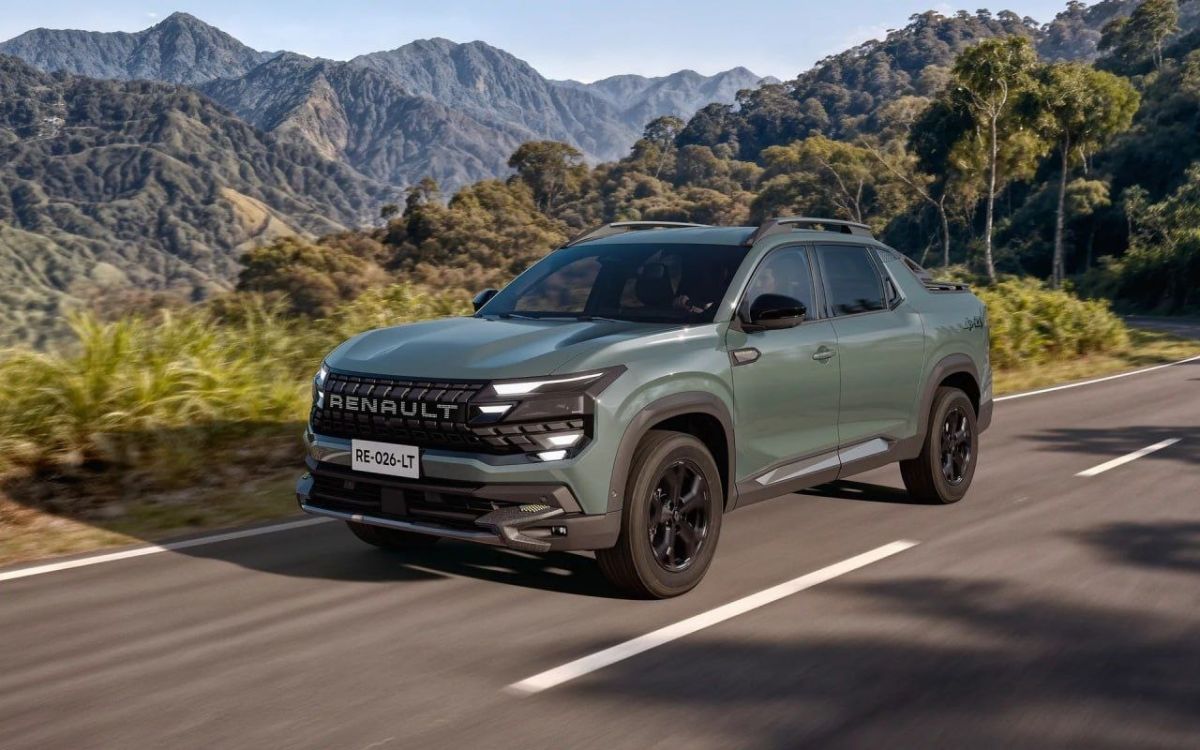 Сотрудники французской компании Renault отказались производить оружие