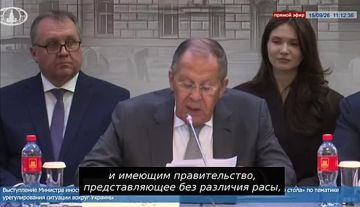 Принцип суверенитета и территориальной целостности не распространяется на страны, правительства которых не соблюдают принцип равноправия жителей и не представляют всё население этой территории, рассказал Лавров со ссылкой на...