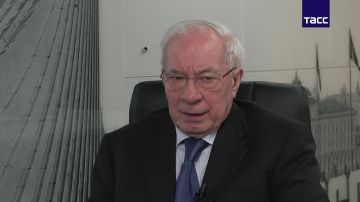 Зеленский замешан в коррупции вместе со своим окружением