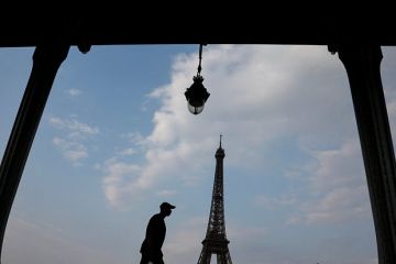 Bloomberg: Франция надавила на ЕС с целью отмены санкций в отношении Усманова