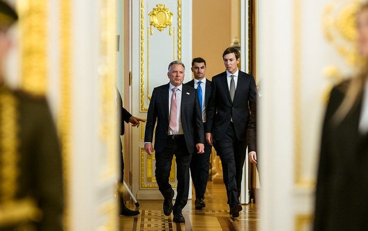 США намерены сохранить бандеровский режим на Украине