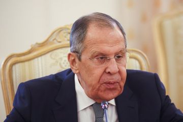 Лавров: Украинские людоловы скоро и до женщин дойдут