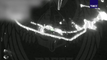�� �� "�������" �������� ������������� ������������� ����� �������� "������" � ��������� �������, ������� � ��