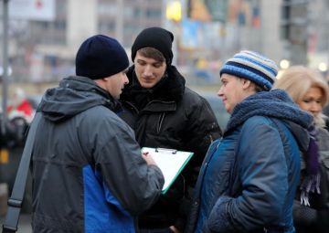 Зеленский* нарисовал опрос о готовности украинцев мерзнуть