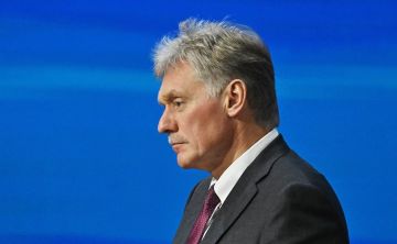 Одобрение Конгрессом США новых антироссийских санкций осложнит поиски путей мирного урегулирования на Украине, заявил Дмитрий Песков