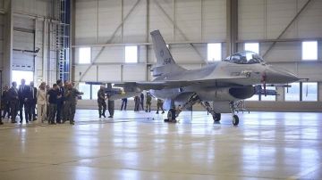 ������� ����������� � ��������� ����� ��� ������������ F-16 � ������ ��������� ������������ ���������� �����������, ����� ����������� ������ Le Monde