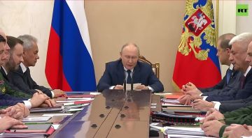 «Как сегодняшний режим на Украине может защищать демократию, когда он сам давно выродился в диктатуру?»