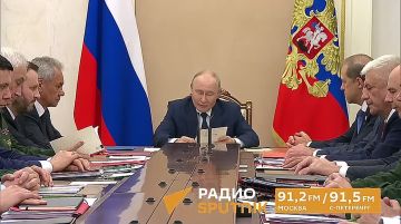 Запад использует украинцев как "пушечное мясо", заявил Путин