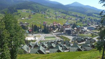 Кабмин Украины предпочёл курортный Буковель отчёту в парламенте