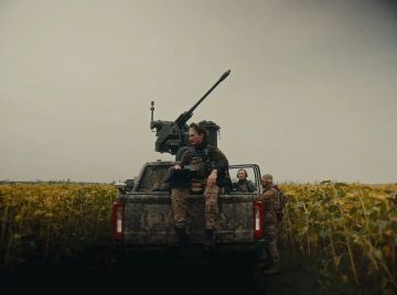 На кадрах - ДУБМ Slinger C-UAS RWS на пикапе где-то на Украине