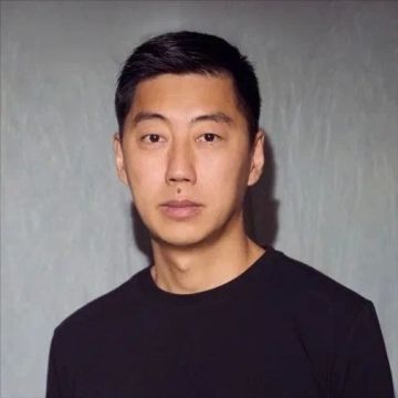 Главные новости к утру:. Гендиректора косметического бренда MIXIT Олега Пая задержали по подозрению в мошенничестве в крупном размере, совершённом с использованием служебного положения