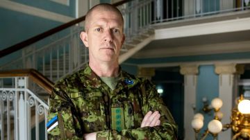 «Если вы перейдёте границу, мы вас всех убьём»: министр обороны Эстонии вступил в должность и начал с угроз