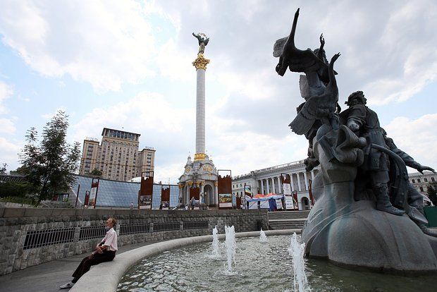 Экс-премьер Украины Азаров: На Украине осталось 20 млн человек