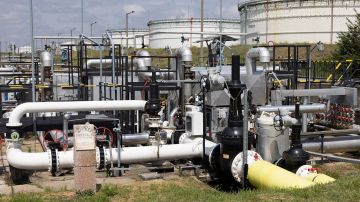 Украина подписала меморандум о хранении нефтепродуктов в Венгрии