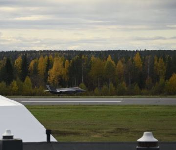 До Финляндии не долетел один из трёх купленных в США истребителей F-35, — RT со ссылкой на финское издание Yle