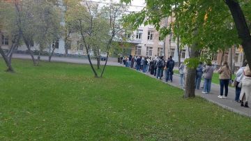 Выборы в России и на Украине: две большие разницы
