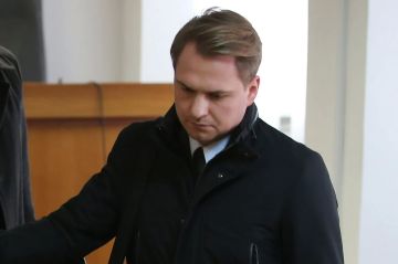 Генпрокурор Украины стал невозвращенцем