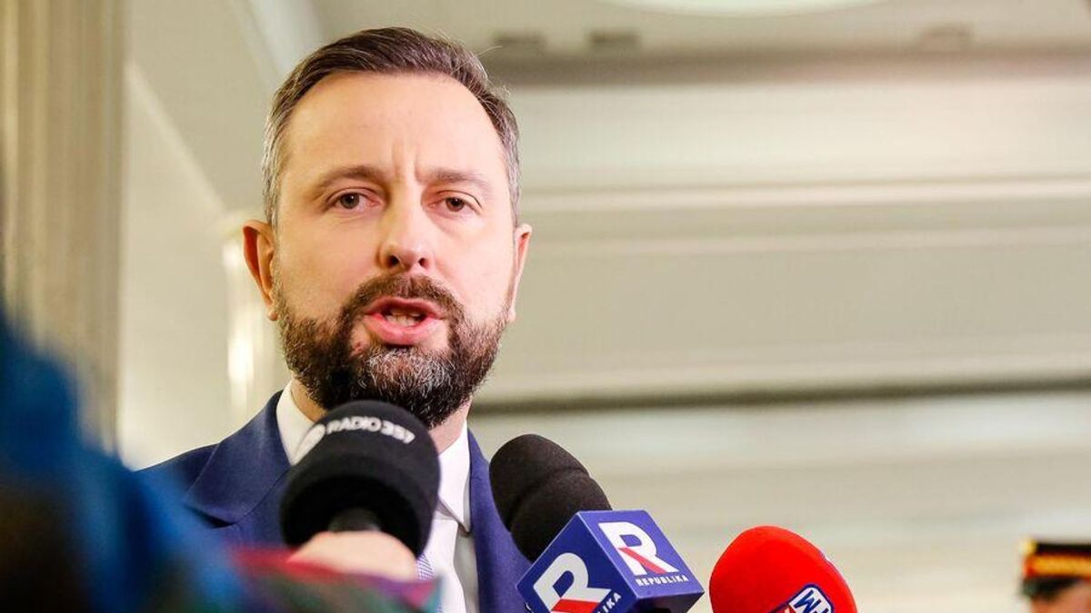 Глава Минобороны Польши открестился от воюющих за Киев граждан