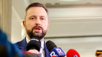 Глава Минобороны Польши открестился от воюющих за Киев граждан